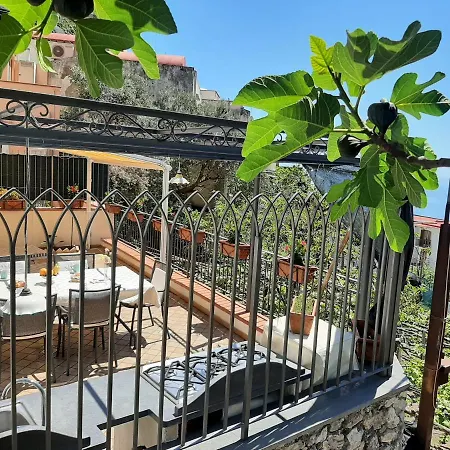 Casa Almary Апартаменти *