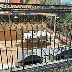 Casa Almary Apartment *
